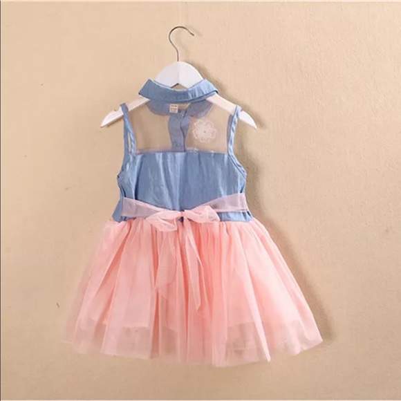 Precious girls dress in pink or blue - Picture 4 of 8